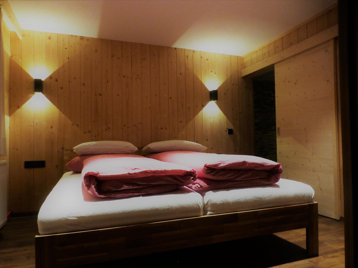 Chalet Auszeit Arzl im Pitztal Buitenkant foto